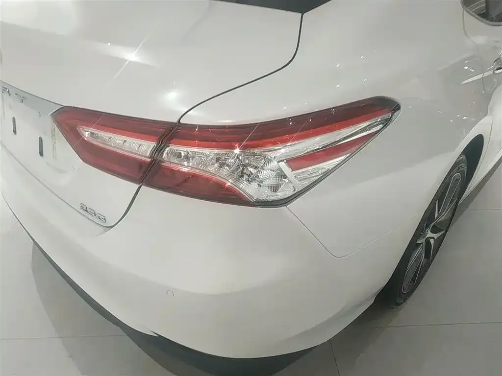Toyota Camry 2021 из CN, фото 5