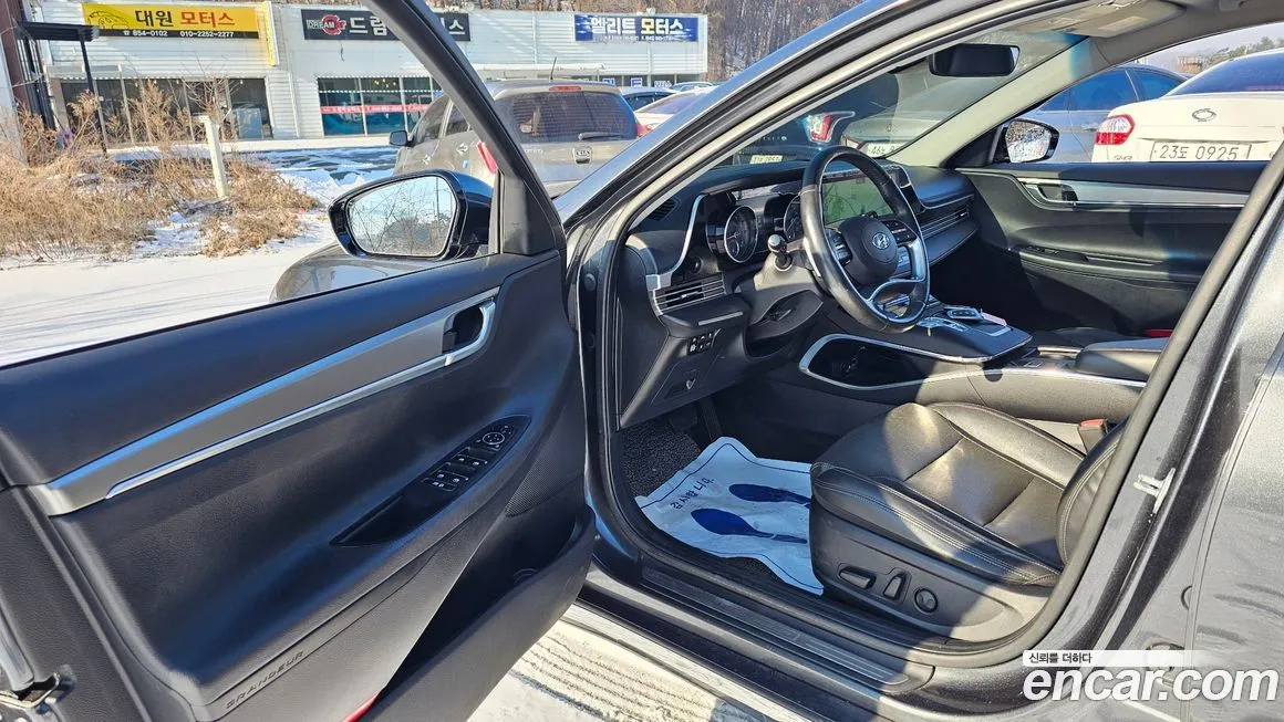 Hyundai Grandeur 2021 из KR, фото 2