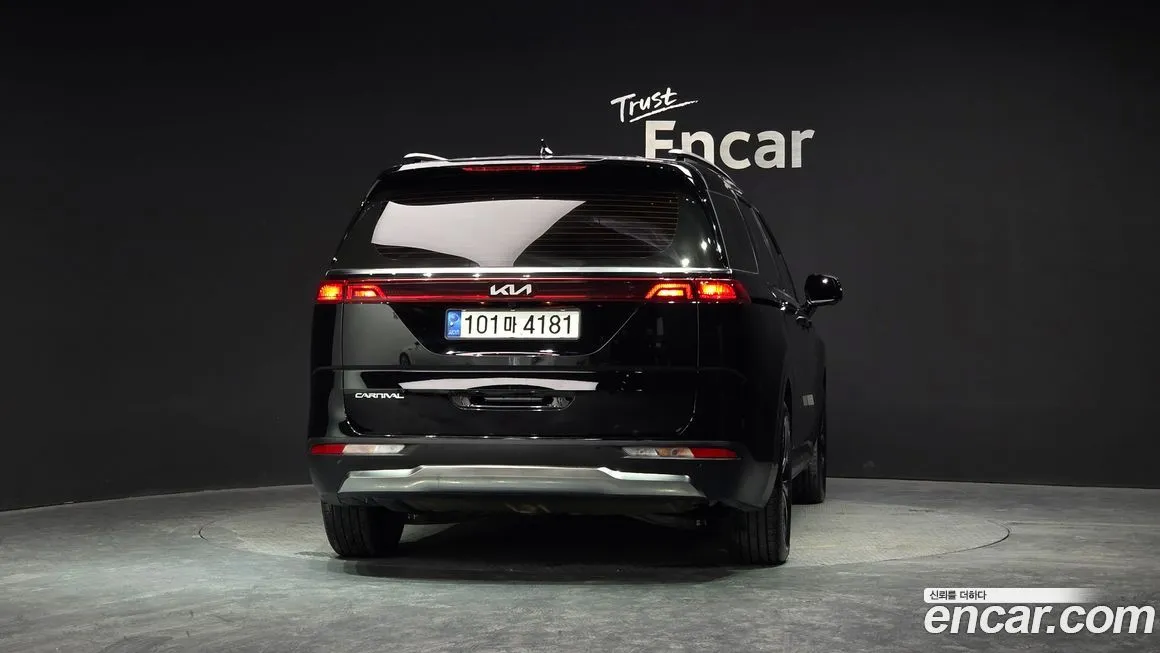 Kia Carnival 2023 из KR, фото 2