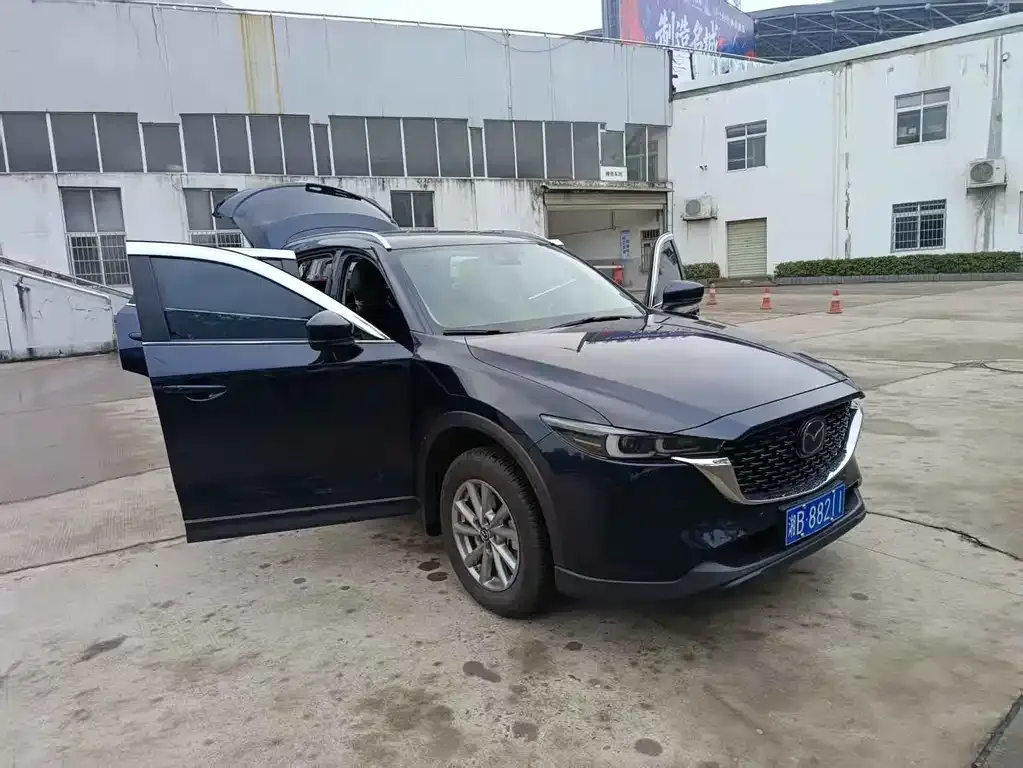 Mazda CX-5 2023 из CN, фото 2