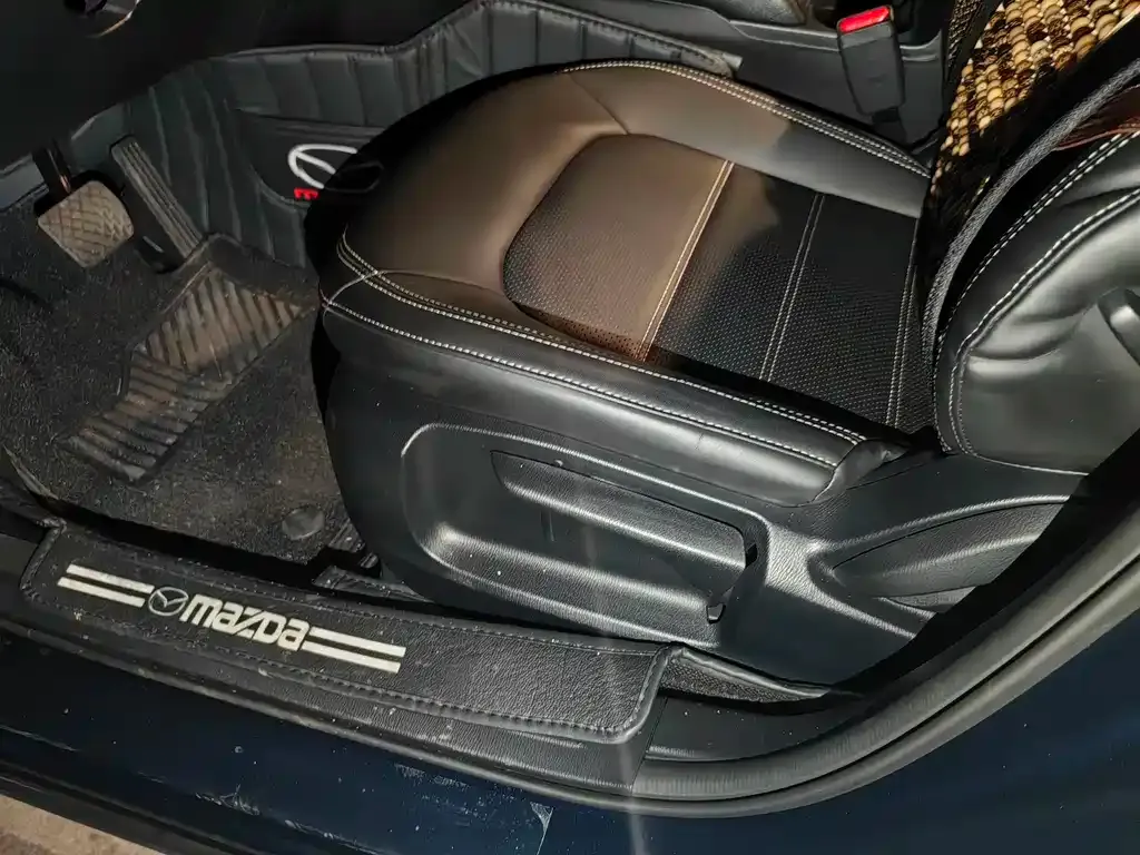 Mazda CX-5 2023 из CN, фото 8
