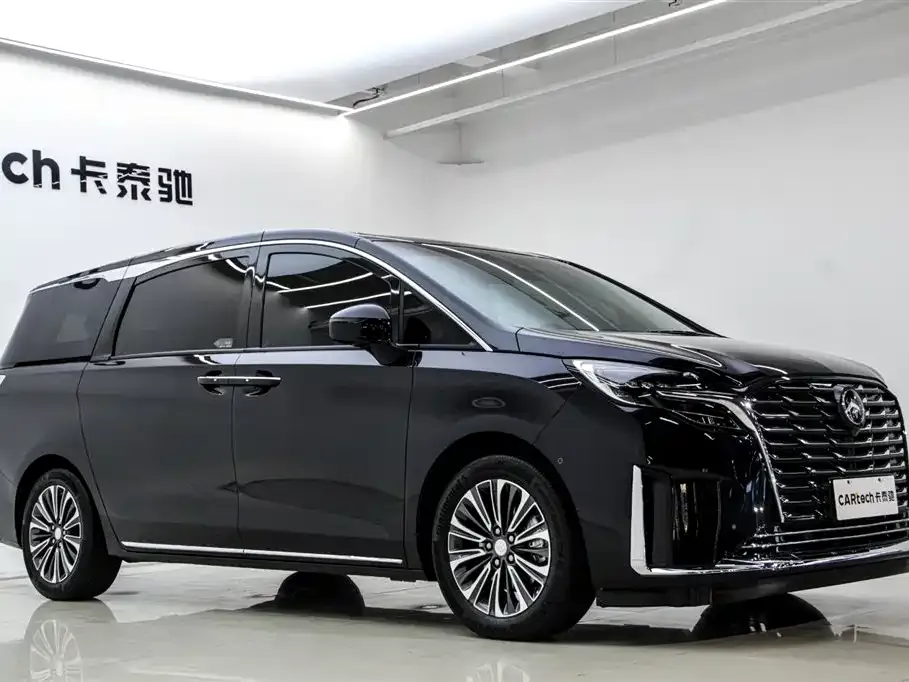 Buick GL8 2023 из CN, фото 8