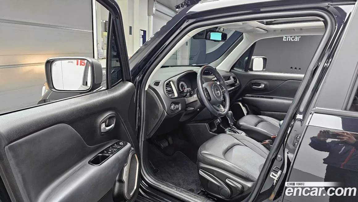 Jeep Renegade 2021 из KR, фото 9