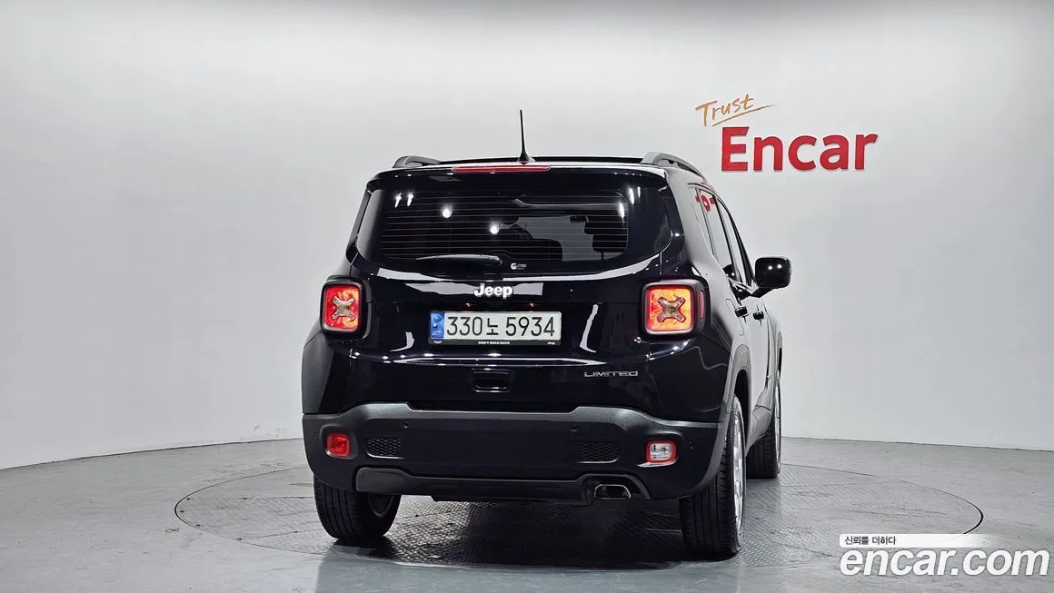 Jeep Renegade 2021 из KR, фото 2