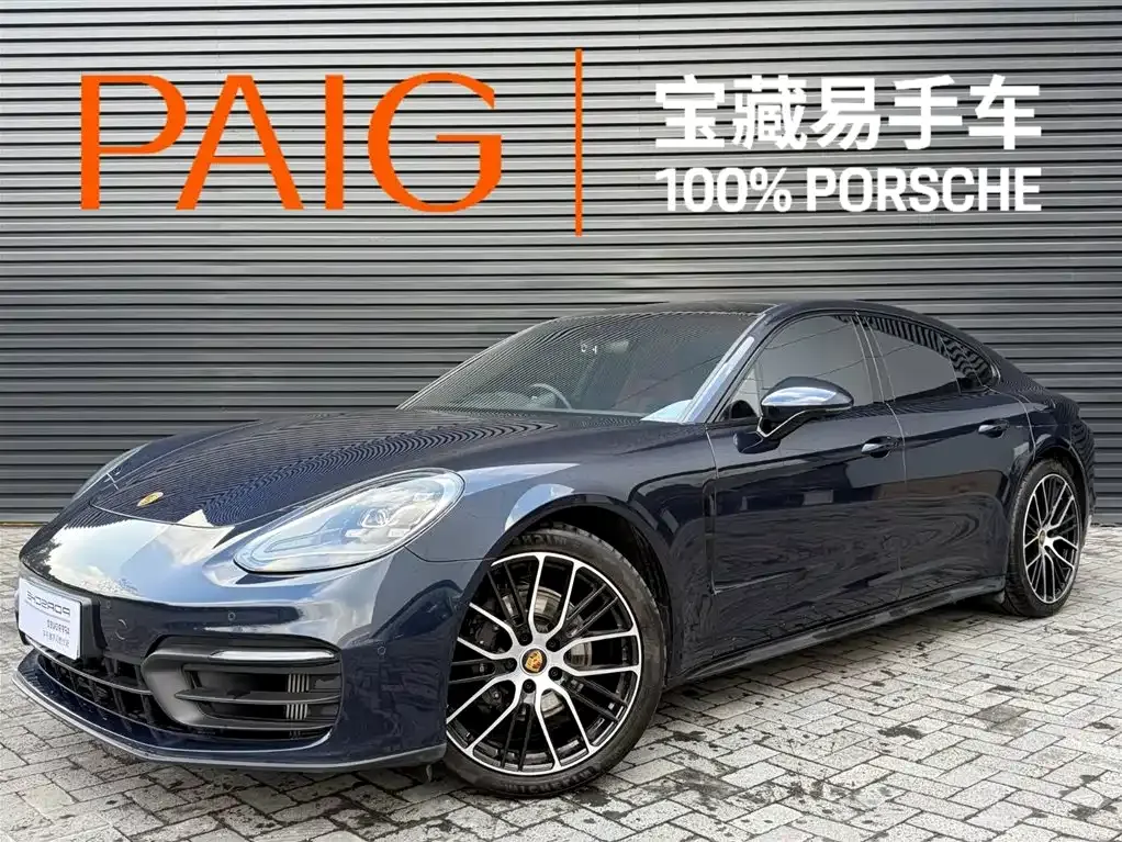Porsche Panamera — фото 1