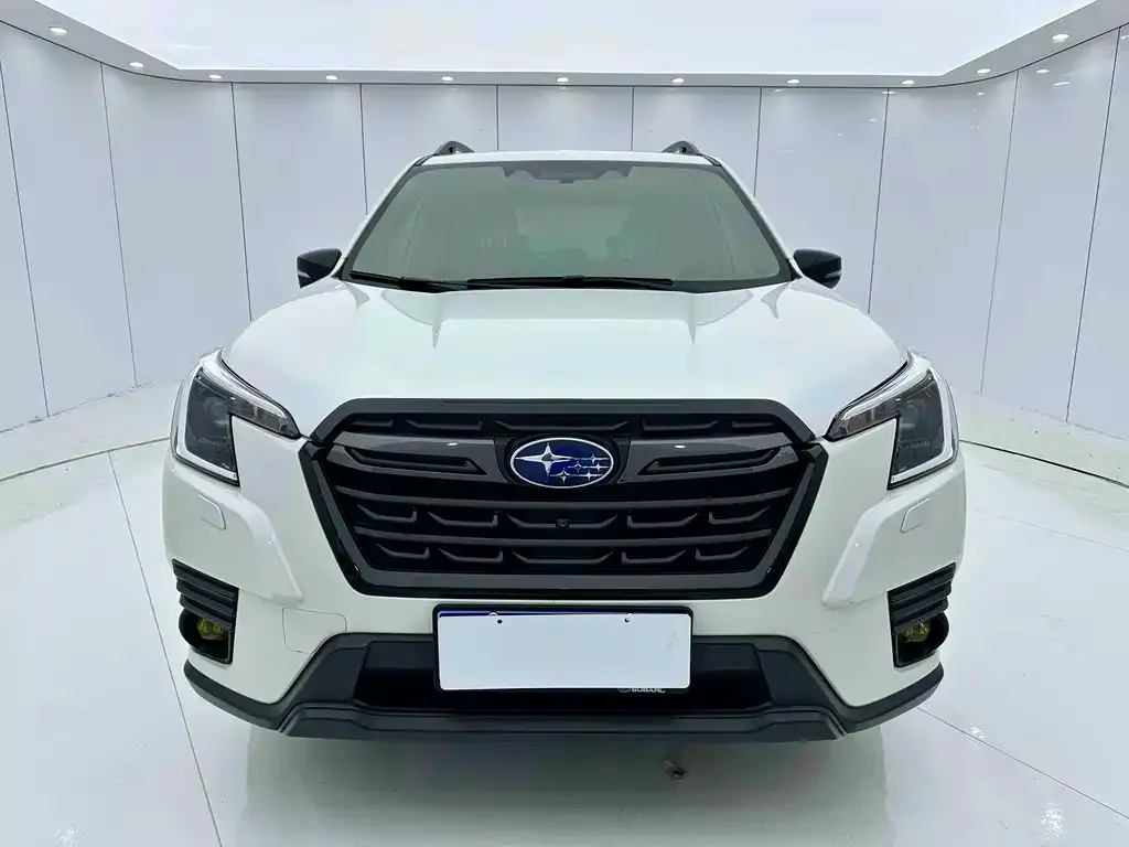 Subaru Forester 2023 из CN, фото 8