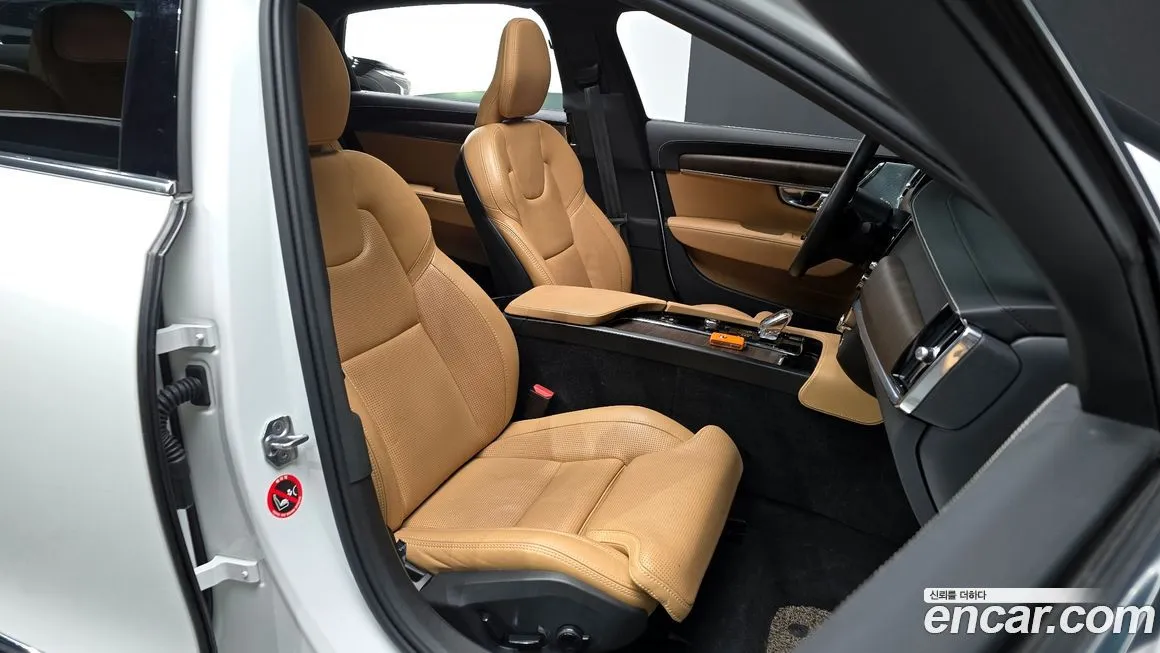 Volvo S90 2022 из KR, фото 4