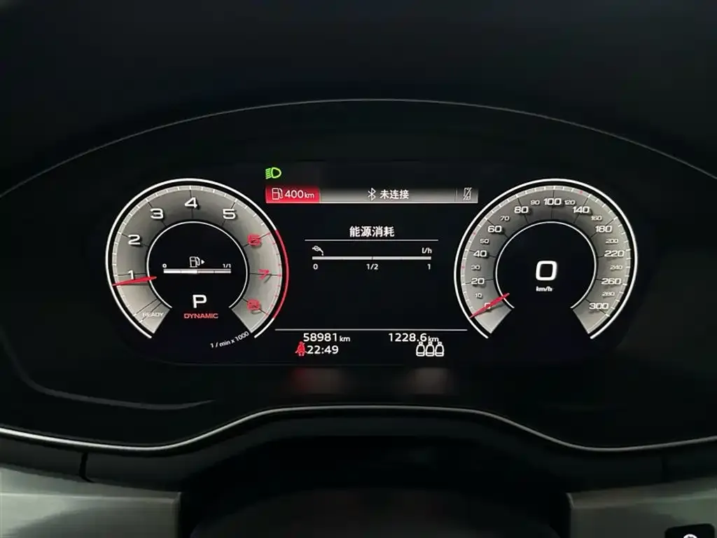 Audi A4L 2022 из CN, фото 5