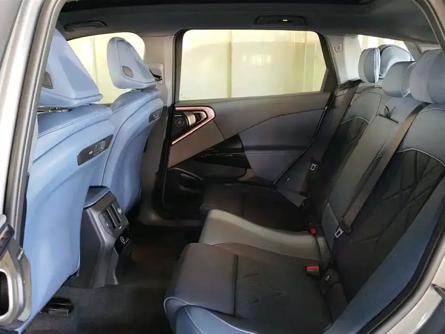 BMW X3 2025 из CN, фото 9