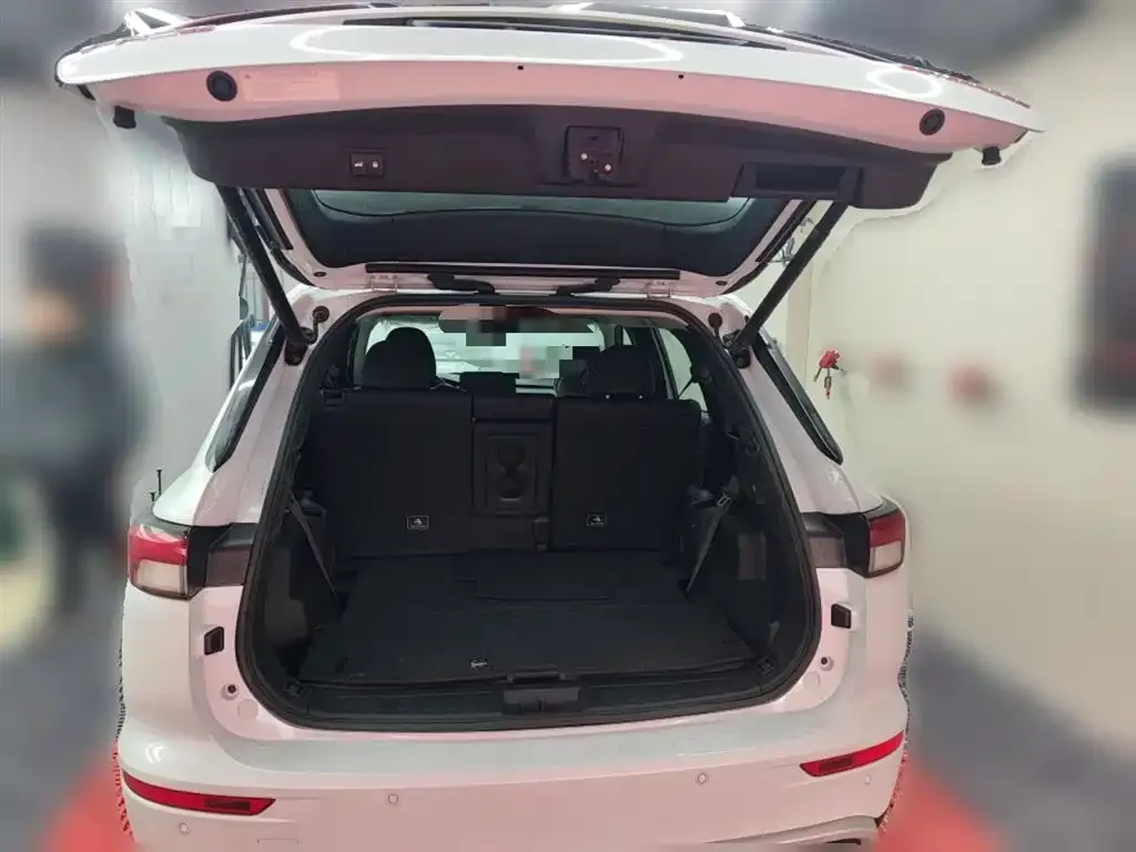 Mitsubishi Outlander 2024 из CN, фото 8