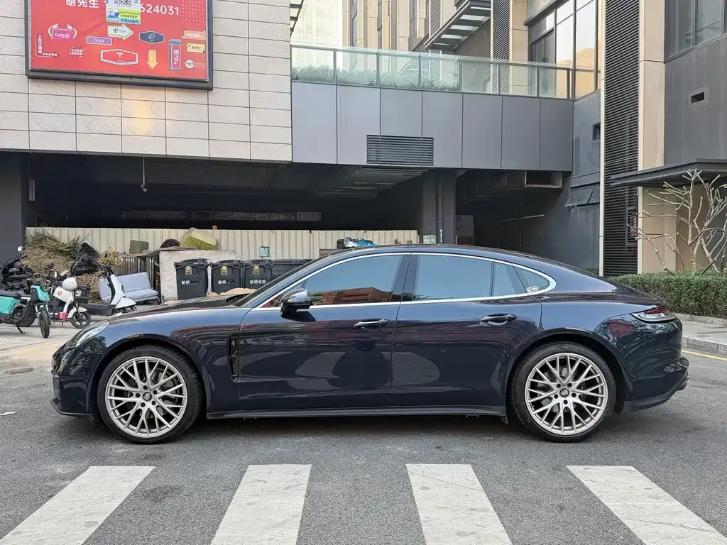 Porsche Panamera 2023 из CN, фото 10
