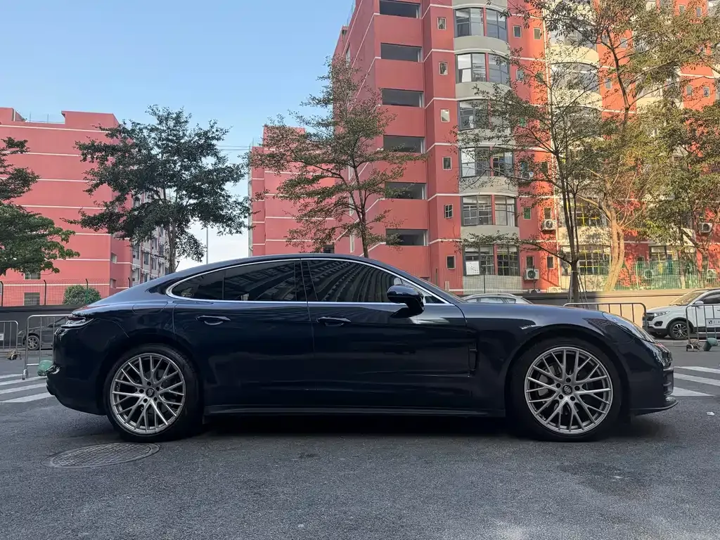Porsche Panamera 2023 из CN, фото 4