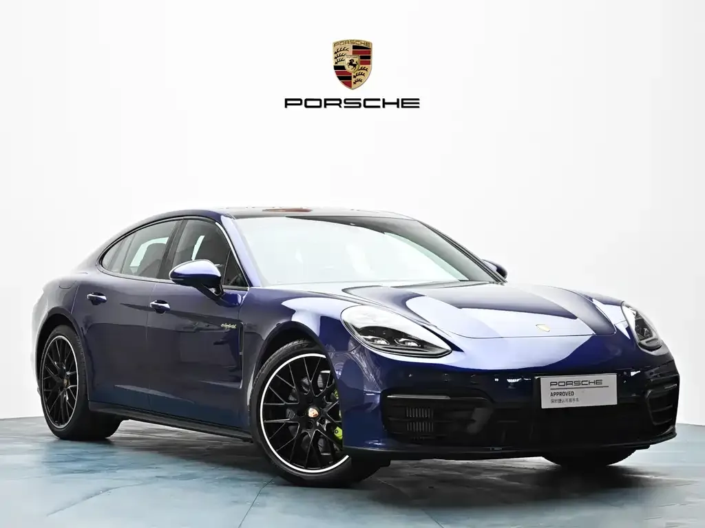 Porsche Panamera Hybrid — фото 1