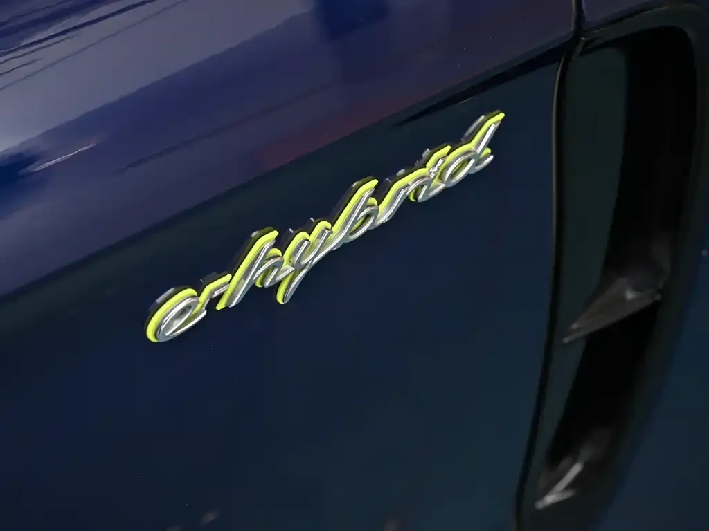 Porsche Panamera Hybrid — фото 2