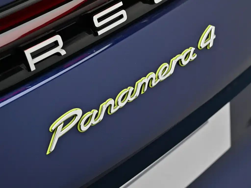 Porsche Panamera Hybrid — фото 10