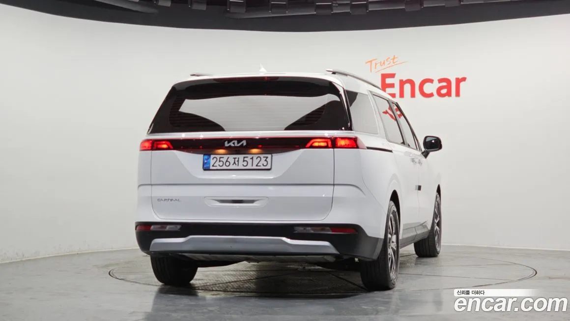 Kia Carnival 2023 из KR, фото 6