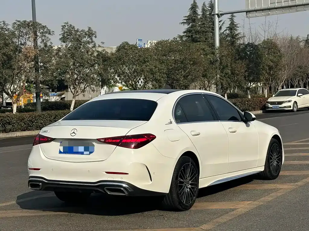 Mercedes-Benz C-Class 2023 из CN, фото 3