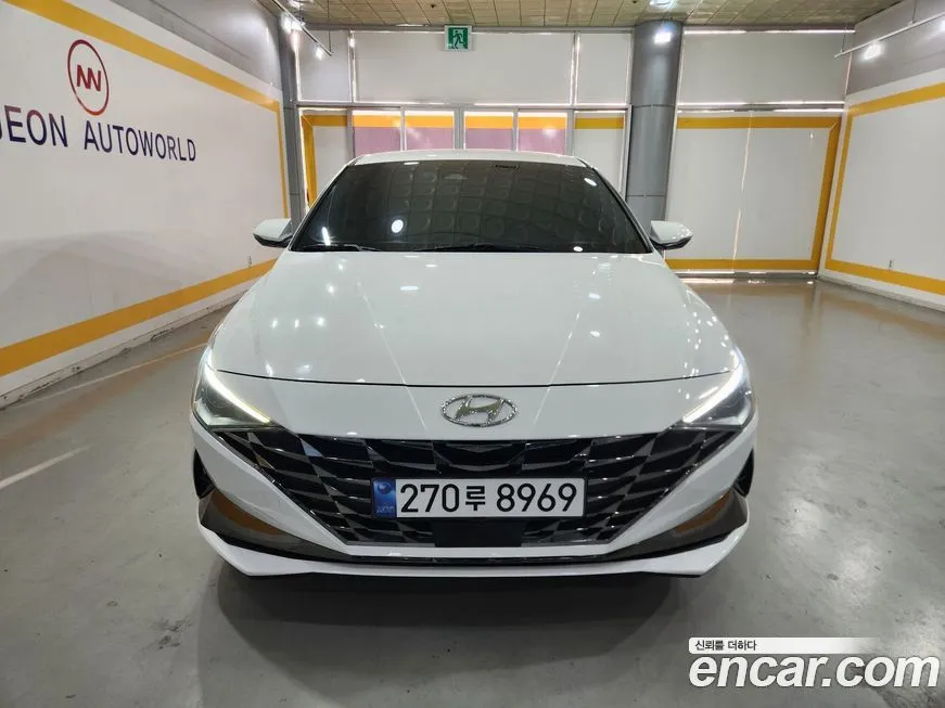 Hyundai AVANTE — фото 5