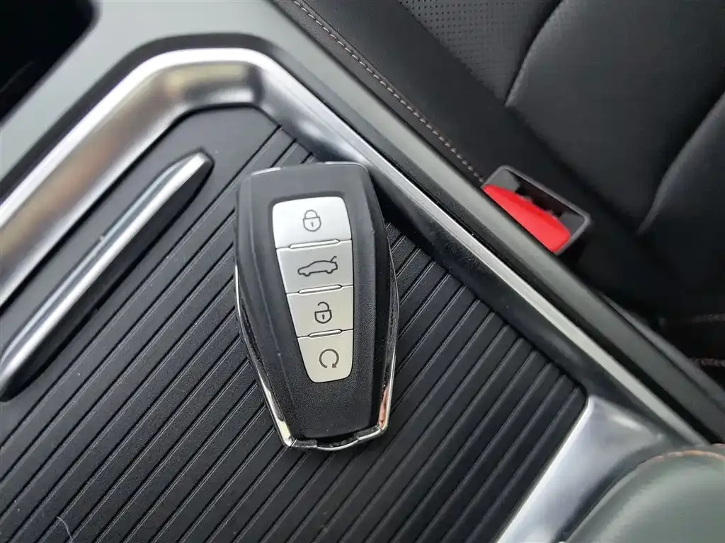Geely Haoyue L 2024 из CN, фото 9