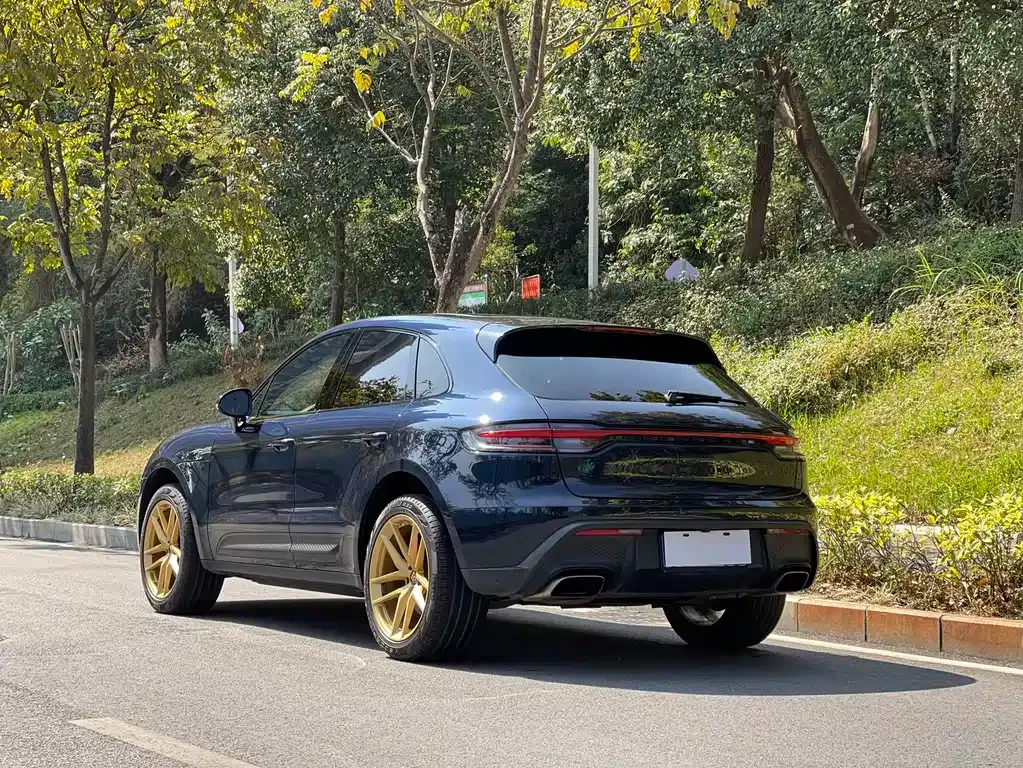 Porsche Macan — фото 9