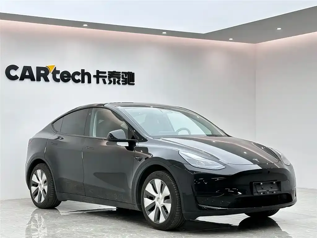 Tesla Model Y 2023 из CN, фото 5