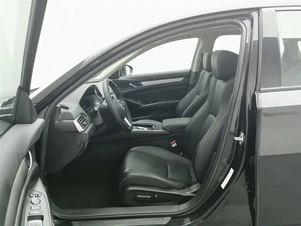 Honda Inspire 2021 из CN, фото 4