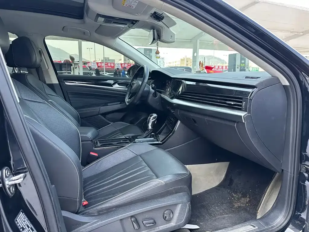 Volkswagen Passat — фото 9
