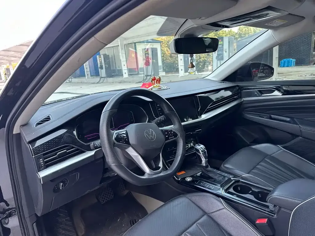Volkswagen Passat — фото 2