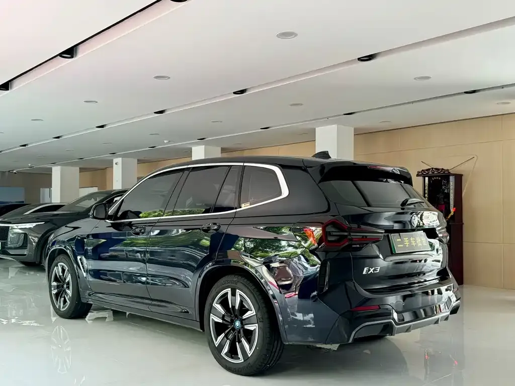 BMW iX3 2024 из CN, фото 10