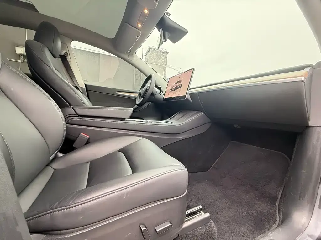 Tesla Model Y 2022 из CN, фото 9