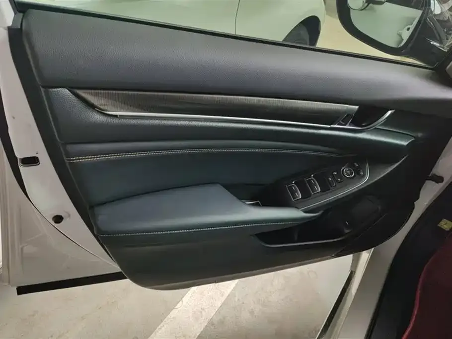 Honda Accord 2023 из CN, фото 5