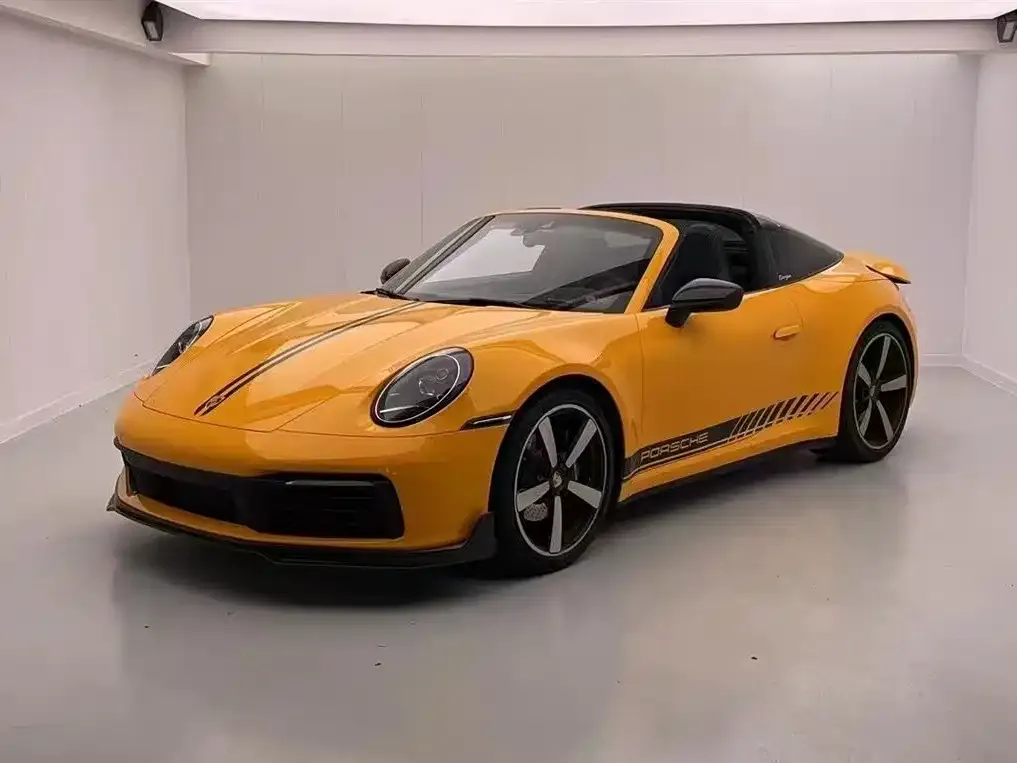 Porsche 911 2023 из CN, фото 1