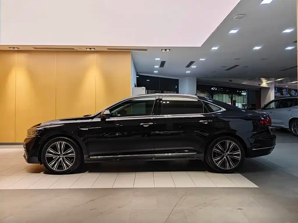 Volkswagen Passat New Energy 2022 из CN, фото 7