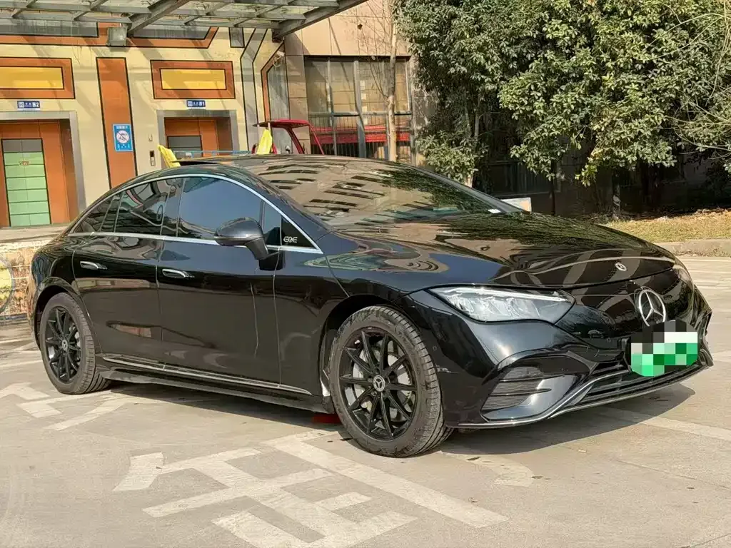 Mercedes-Benz EQE SUV 2023 из CN, фото 9