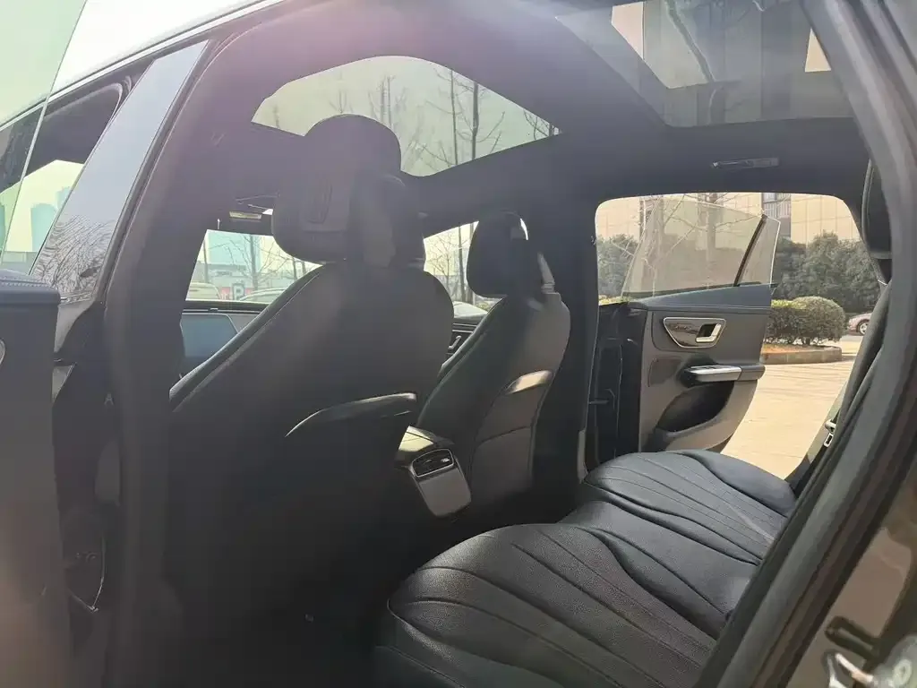 Mercedes-Benz EQE SUV 2023 из CN, фото 2