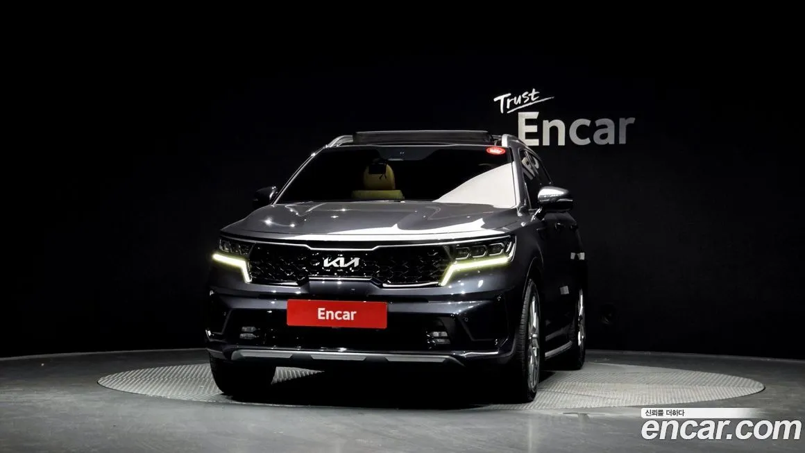 Kia Sorento — фото 6