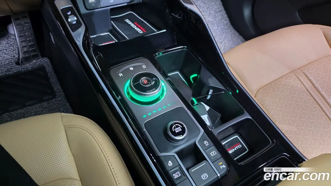 Kia Sorento — фото 7