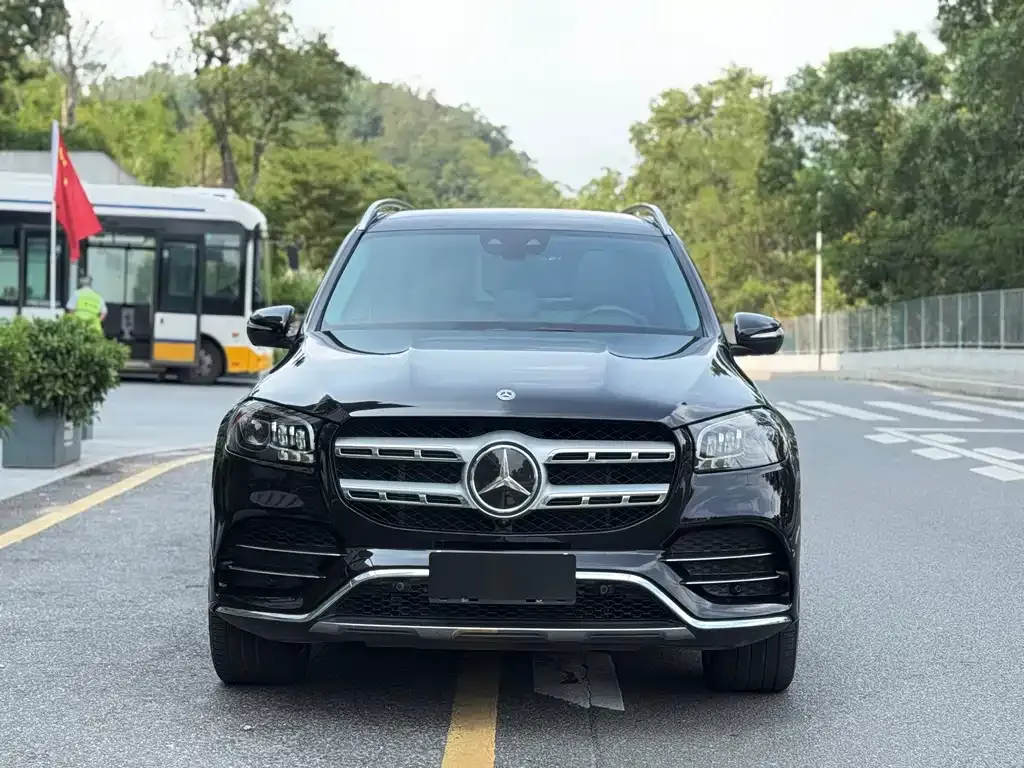 Mercedes-Benz GLS — фото 9