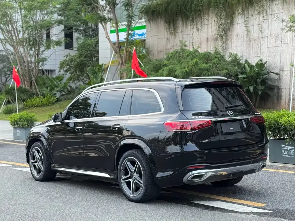 Mercedes-Benz GLS — фото 10