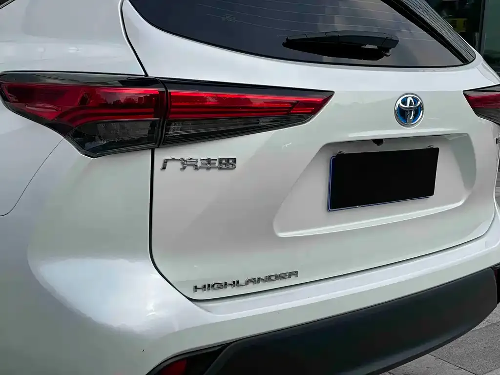 Toyota Highlander 2023 из CN, фото 2