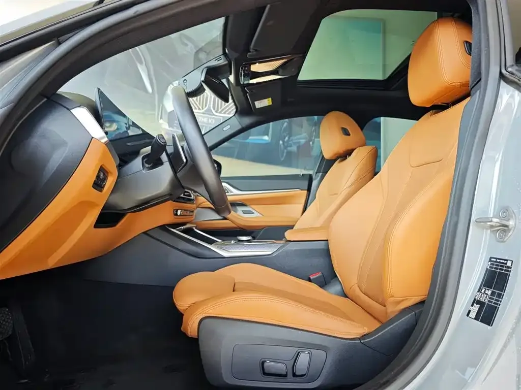 BMW 4 Series 2024 из CN, фото 10