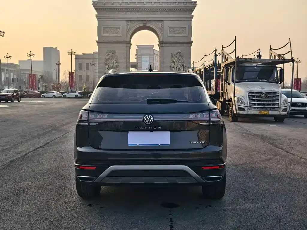 Volkswagen Tayron 2023 из CN, фото 3