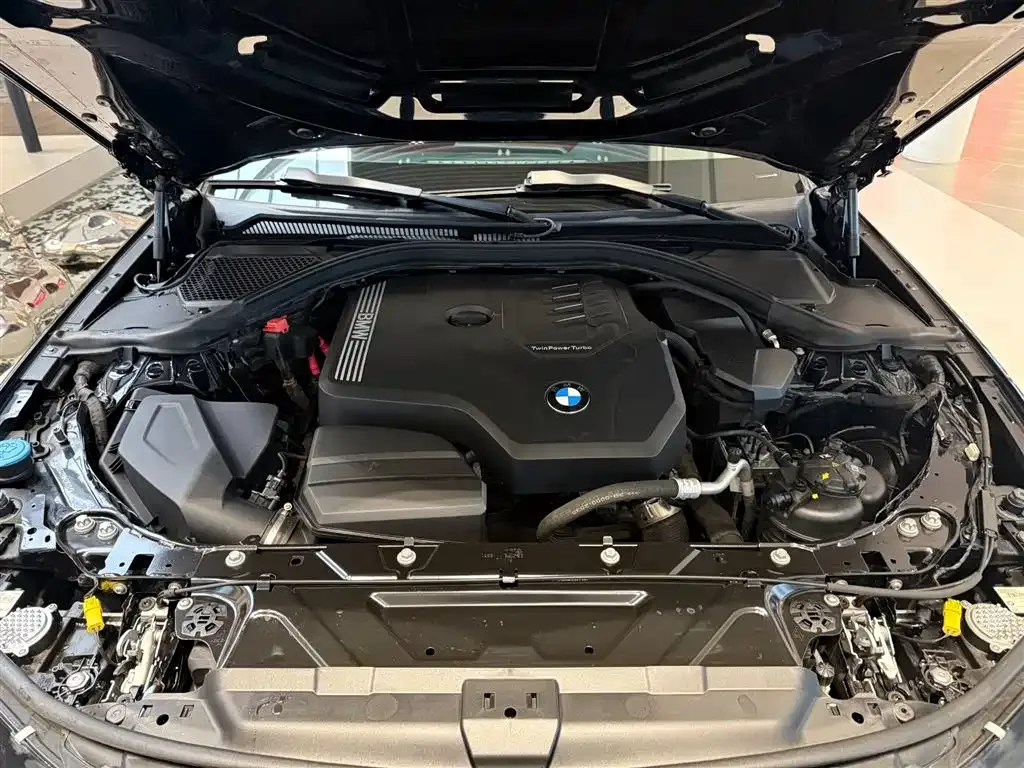 BMW 3 Series 2022 из CN, фото 10