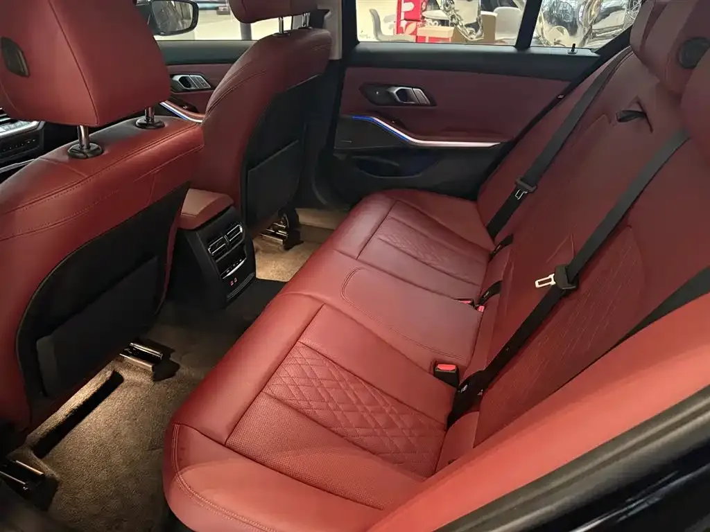 BMW 3 Series 2022 из CN, фото 5