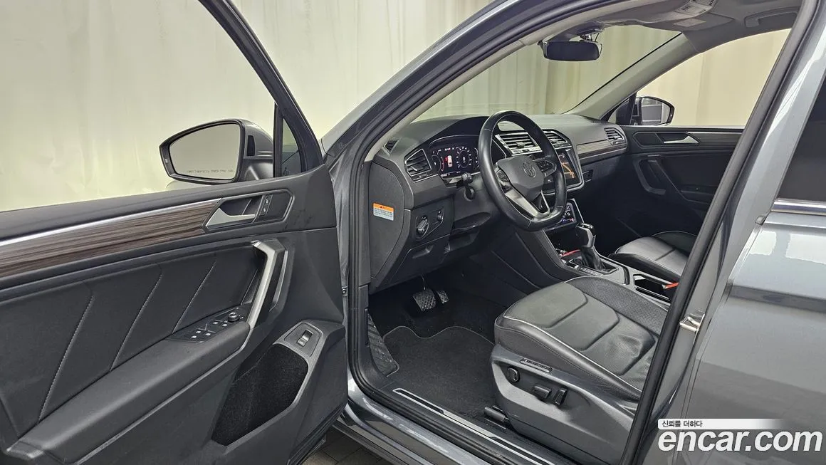 Volkswagen Tiguan 2022 из KR, фото 8