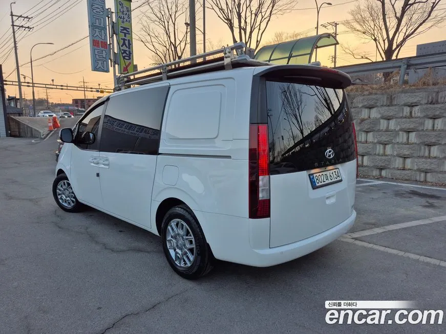Hyundai Staria — фото 10