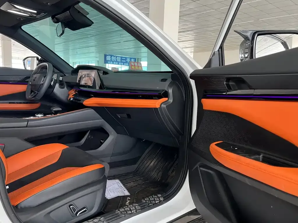 Changan UNI-V 2023 из CN, фото 10