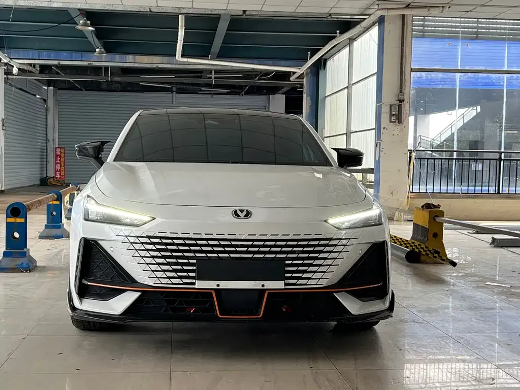 Changan UNI-V 2023 из CN, фото 7