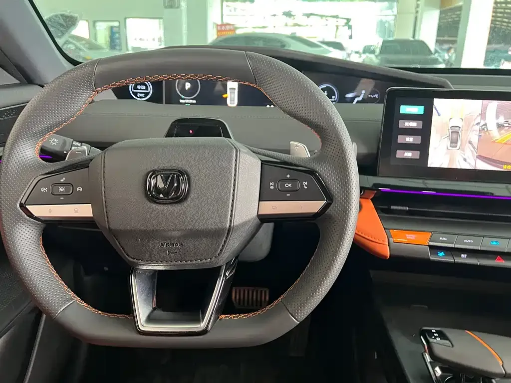 Changan UNI-V 2023 из CN, фото 2