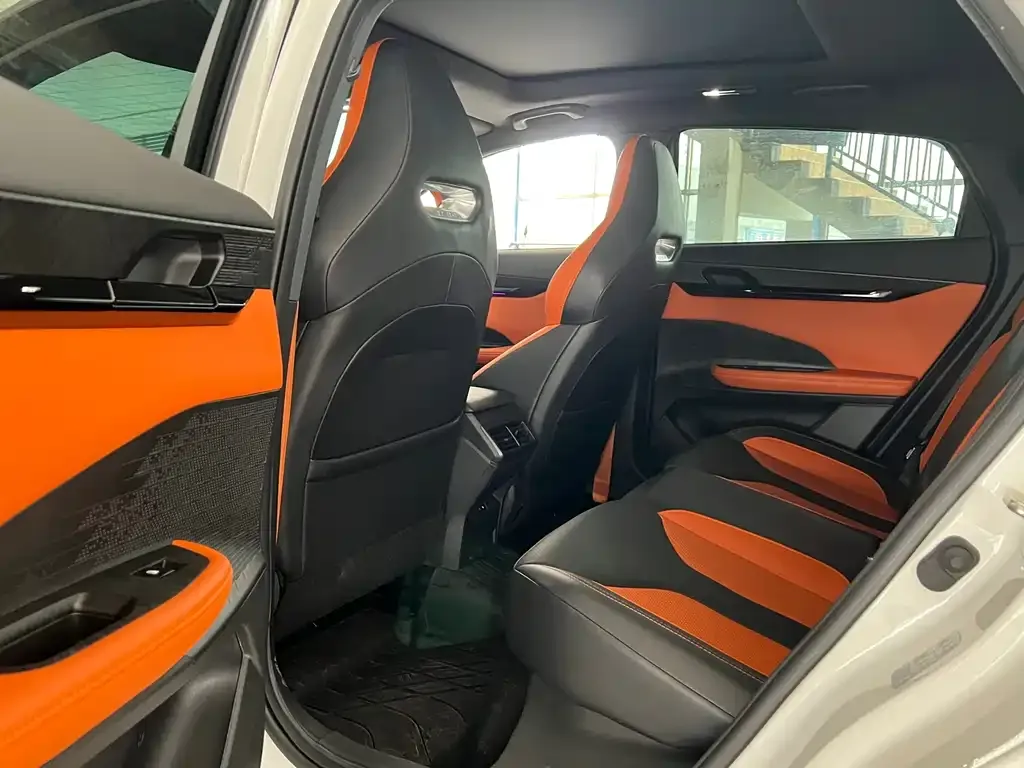 Changan UNI-V 2023 из CN, фото 5